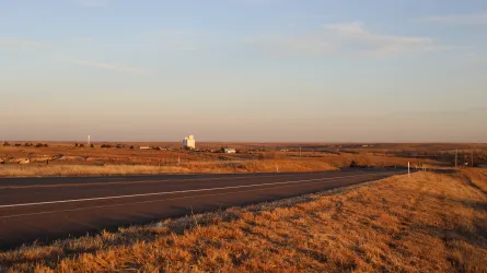 A still of Darrouzett, TX from Erin McGoff's film "Darrouzett"